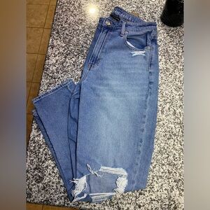 American Eagle Distressed Jeans